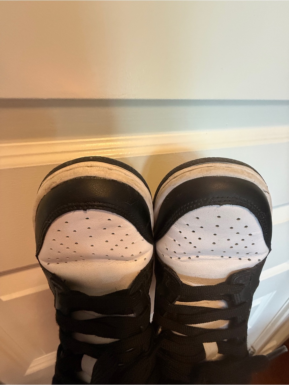 Nike Panda Dunks - Picture 3 of 4